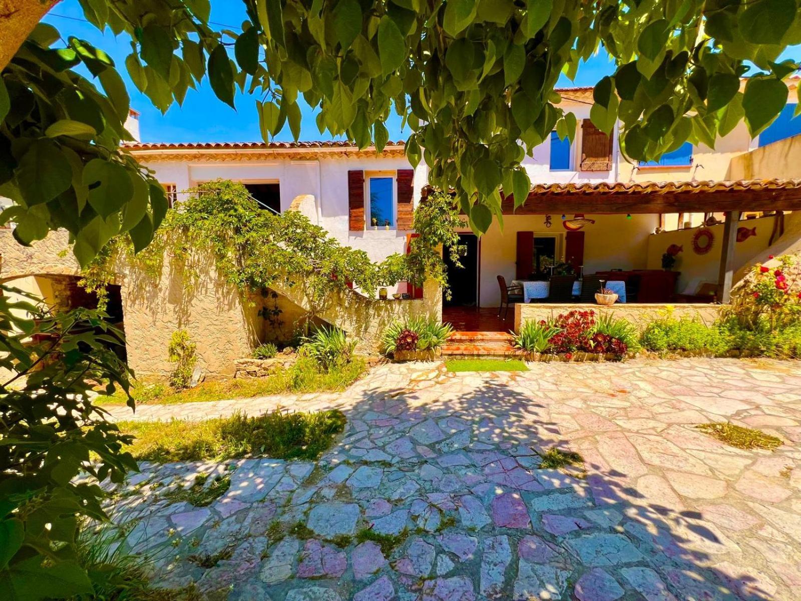 Bastide Provencale Vue Mer A 5 Min De La Plage Sanary-sur-Mer Room photo
